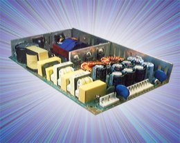 Fontes de Alimentação Alternadas de Estrutura Aberta Saída Quad de 200W Alta Confiabilidade c/PFC Ativo (0,98 minutos)