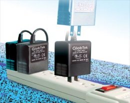 Série de Fontes de Alimentação Alternadas de Baixo Perfil de Plugue de Parede Saída Única 5-12 Watts da GlobTek